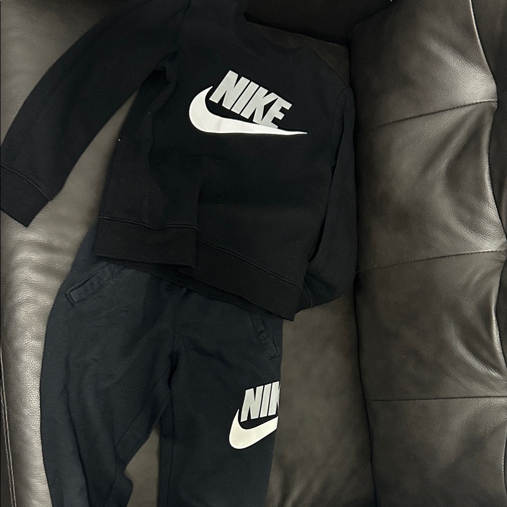 Nike Kids Black Sweatshirt and Jogger Set